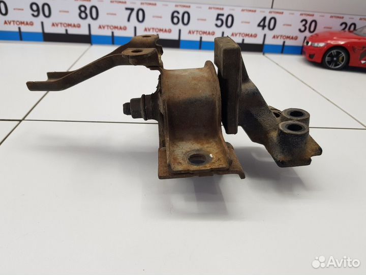 Опора двигателя правая (Kia Picanto)