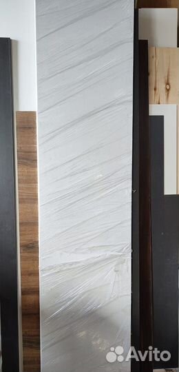 Толстая влагостойкая столешница 3 метра