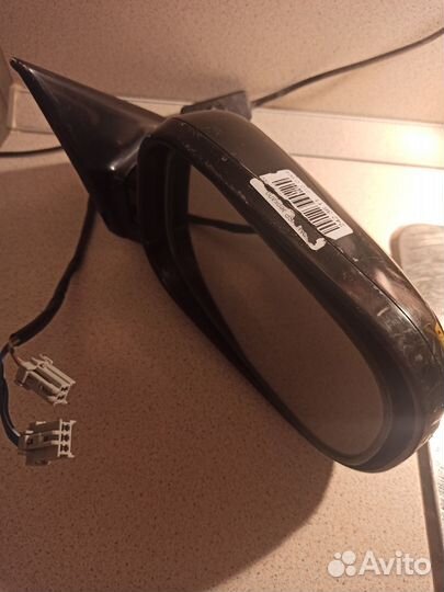 Правое электрическое зеркало Honda