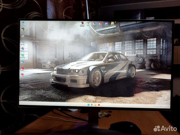Монитор 24 дюйма