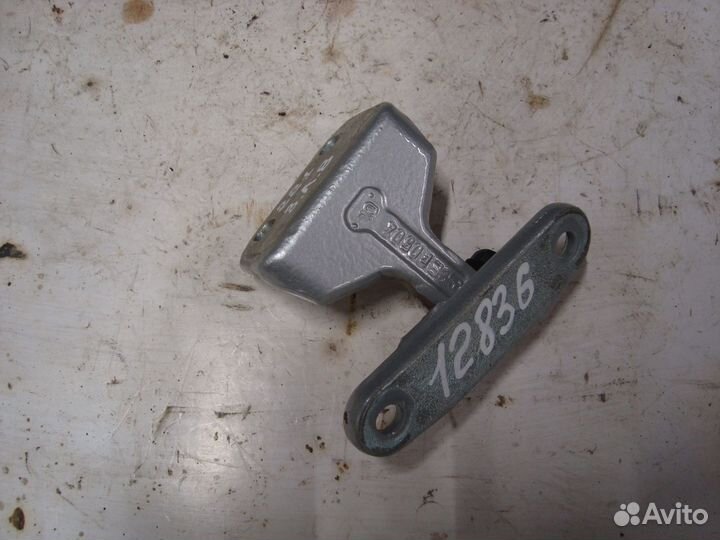 Петля двери задняя левая верхняя W221 M273 A221730