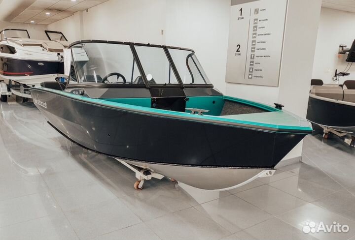 Виндбот Windboat 4.6 DCX