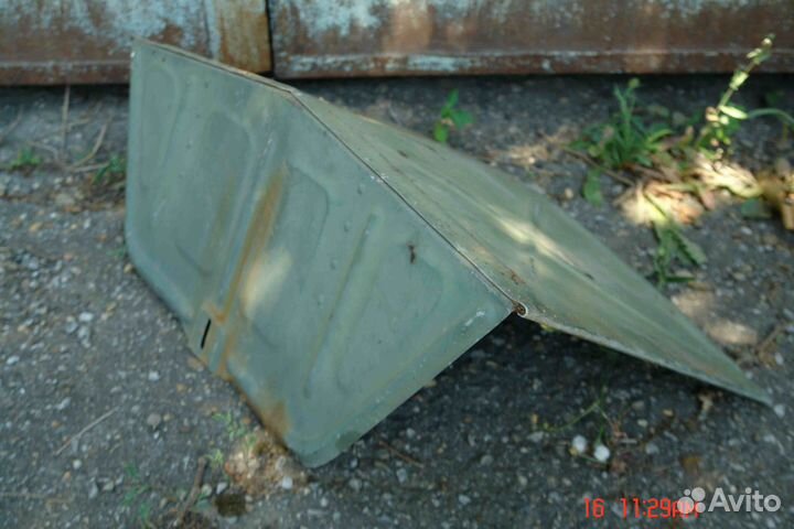 Капот для прогресса-2 комплектом,бак