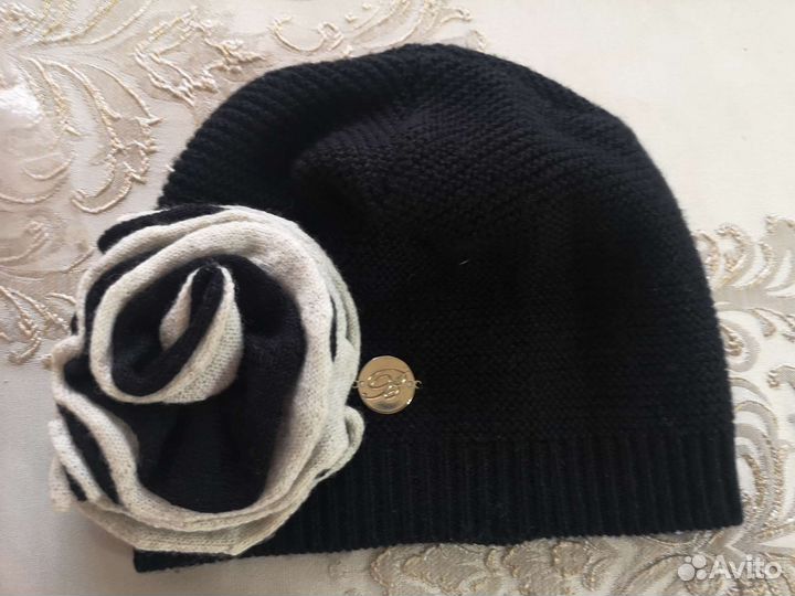 Шапка женская. Blumarine