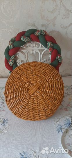 Плетеная подставка для кулича и яиц