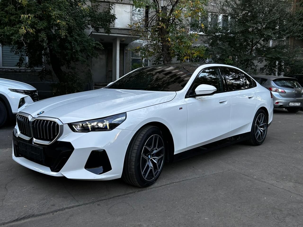BMW 5 серия: фото владельца