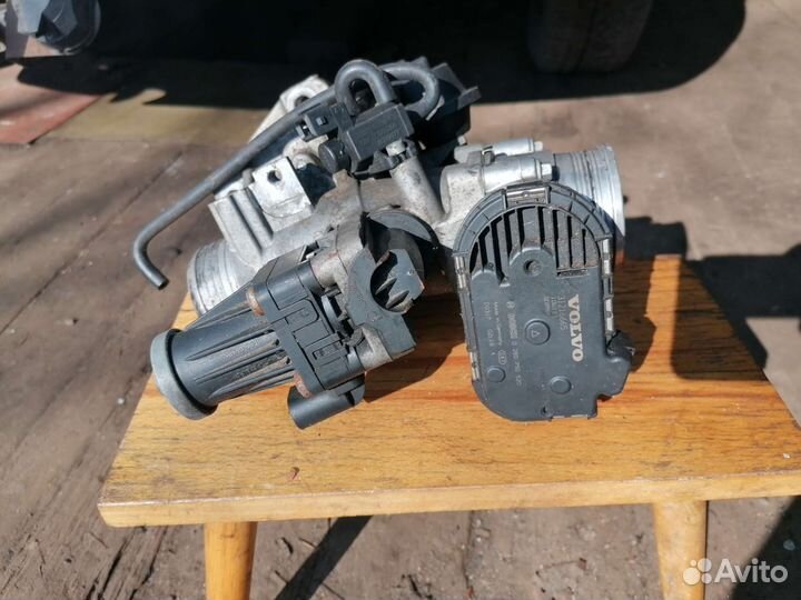 Дроссель в сборе вольво V70 Xc70 2'4D5244T14 2013