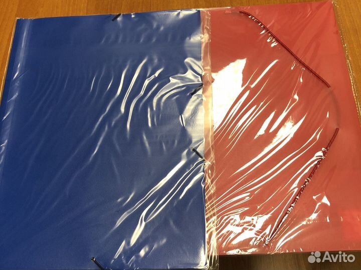 Папка пластиковая на резинке