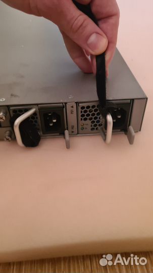 Коммутатор Cisco N5K-C5548P, N5K-C5548UP