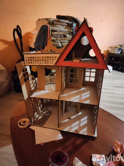 Домик кукольный
