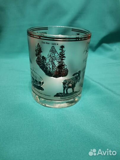 Стопки и бокал 