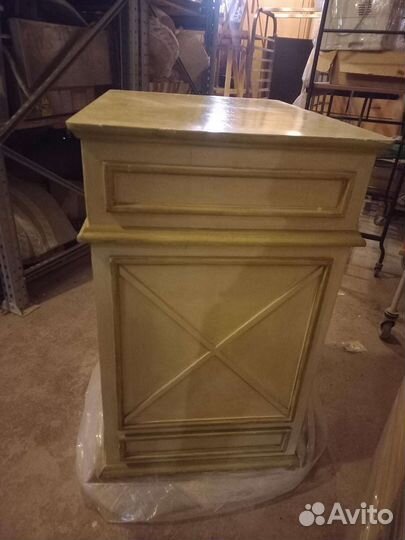 Тумба деревянная