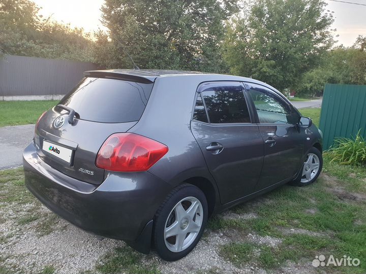Toyota Auris, 2008