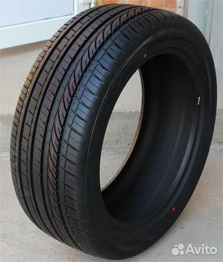 Headway HU901 255/35 R19 96W