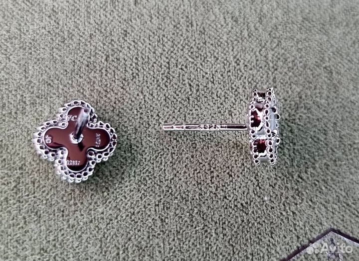 Серьги Van Cleef & Arpels