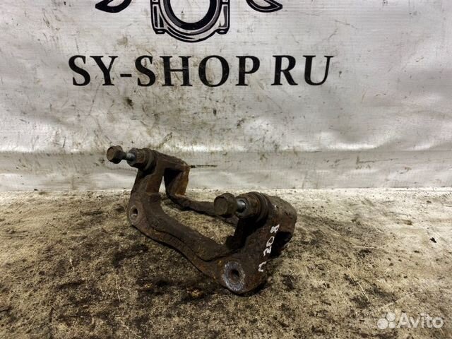 Скоба суппорта задняя Ssangyong Rexton 2 D27DT