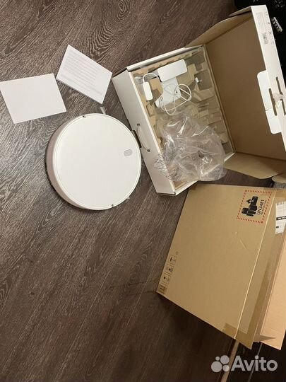 Робот пылесос Xiaomi vacuum mop essential