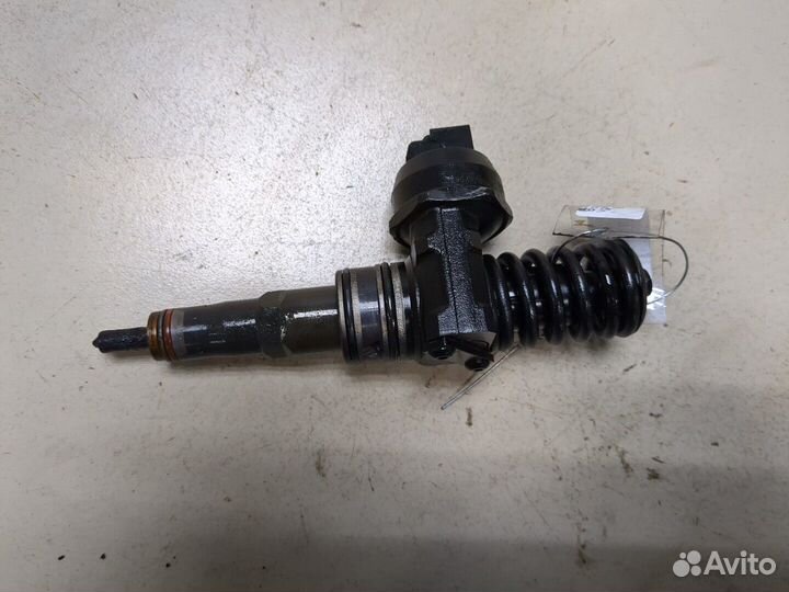 Форсунка топливная Volkswagen Touareg, 2006