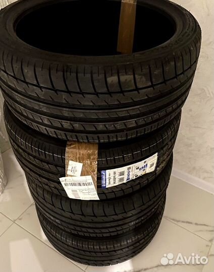 Резина 245 35 R19 Triangle Sportex