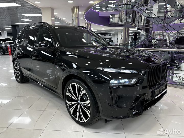BMW X7 3.0 AT, 2024, 29 км