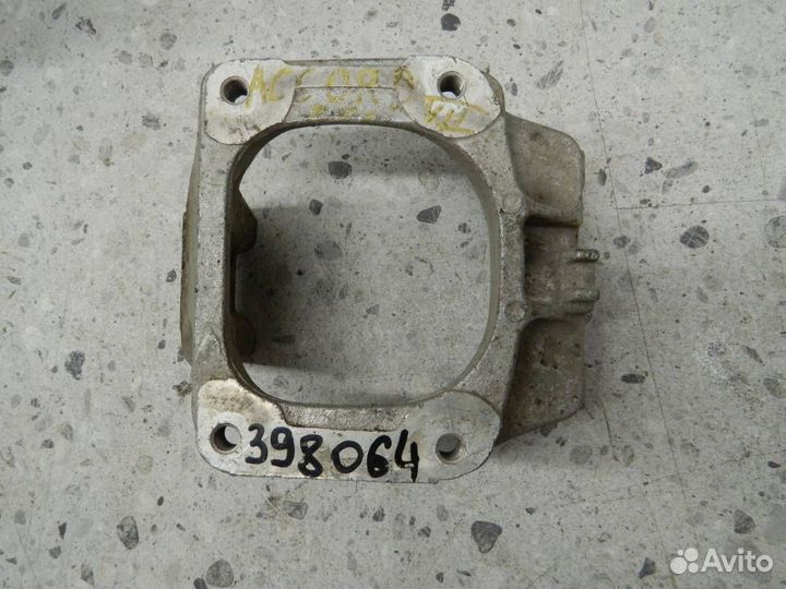 Кронштейн опоры двигателя Honda Accord 7 CL, CM, C