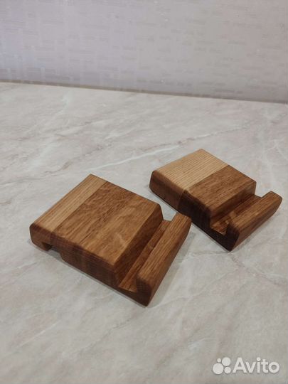 Подставка для телефона из дерева