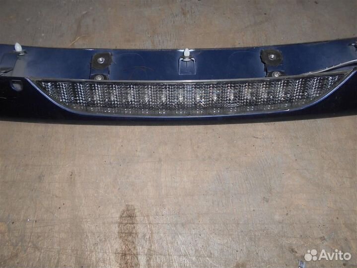 Спойлер (дефлектор) крышки багажника от Mitsubish