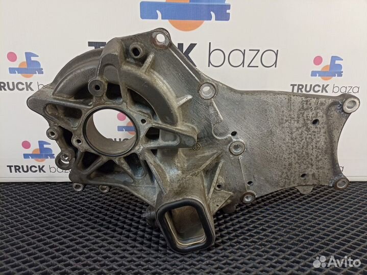 7421812257 Корпус водяного насоса