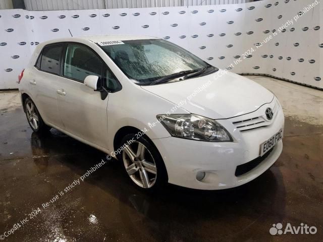 Разбор Toyota Auris E150 2010 2011 2012