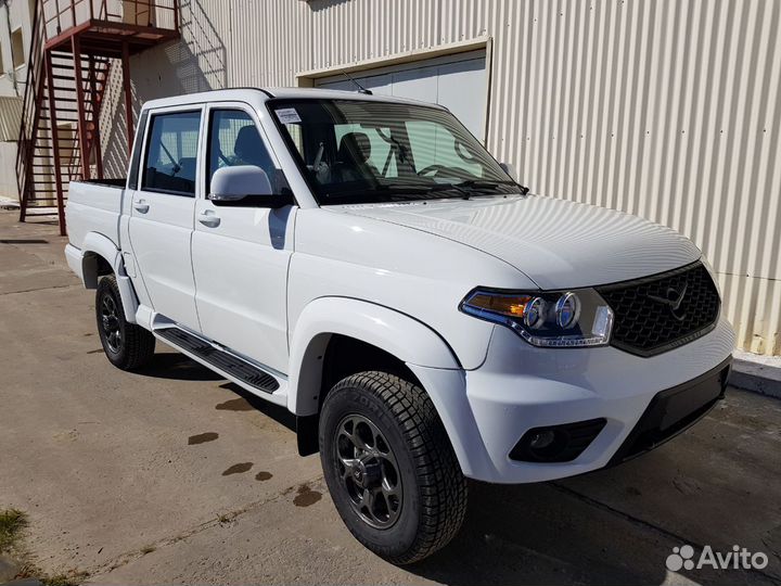 УАЗ Pickup 2.7 МТ, 2023