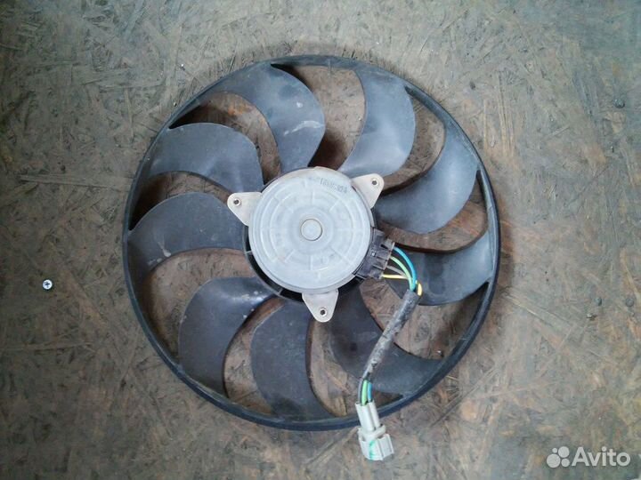 Вентилятор охлаждения радиатора Nissan X-Trail Т31