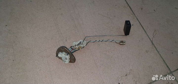 Датчик уровня топлива паджеро спорт 1