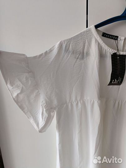Плате белое, летнее. Новое