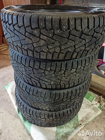 Pirelli Ice Zero 225/65 R17