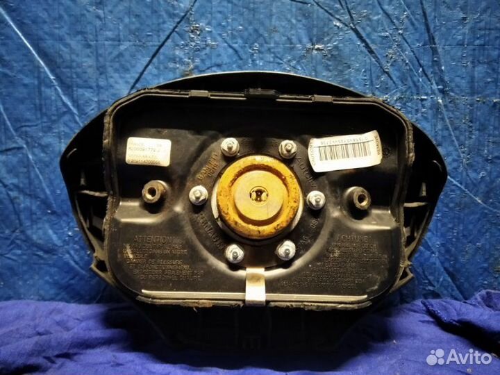 Подушка безопасности в руль Renault Kangoo 1