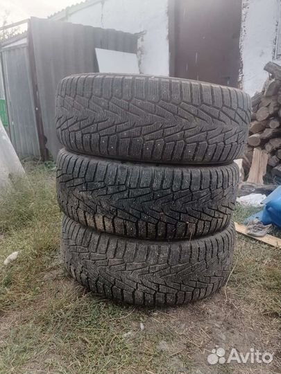 Nokian Tyres Hakkapeliitta 8 SUV 265/65 R17