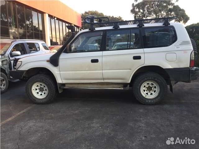 Разбор на запчасти Toyota Land Cruiser Prado (90)