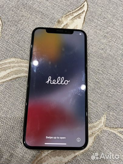 iPhone X, 64 ГБ