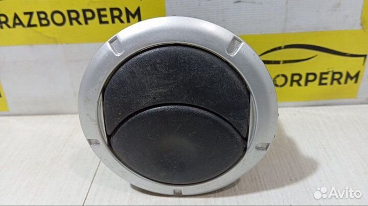 Дефлектор воздушный Renault Logan