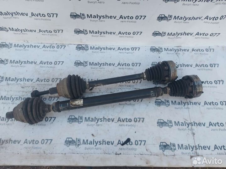 Привод левый /правый Volkswagen Jetta B5 BSE