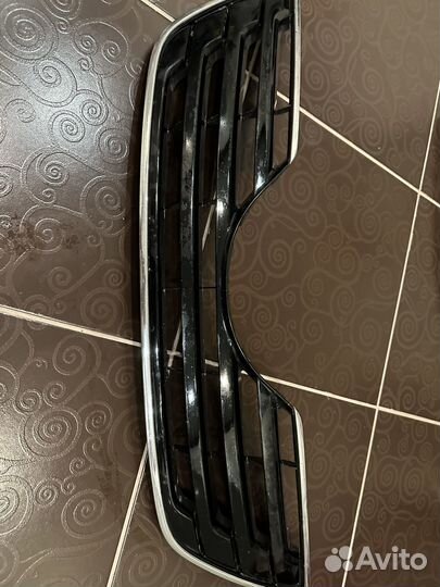 Продам решотку радиатора