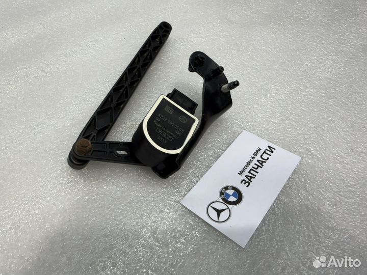 Датчик угла наклона кузова Mercedes A2229050503