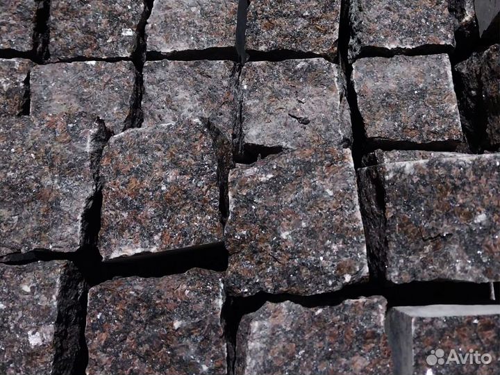 Брусчатка из цветных гранитов