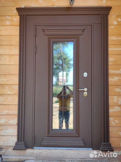 Дверь входная в квартиру