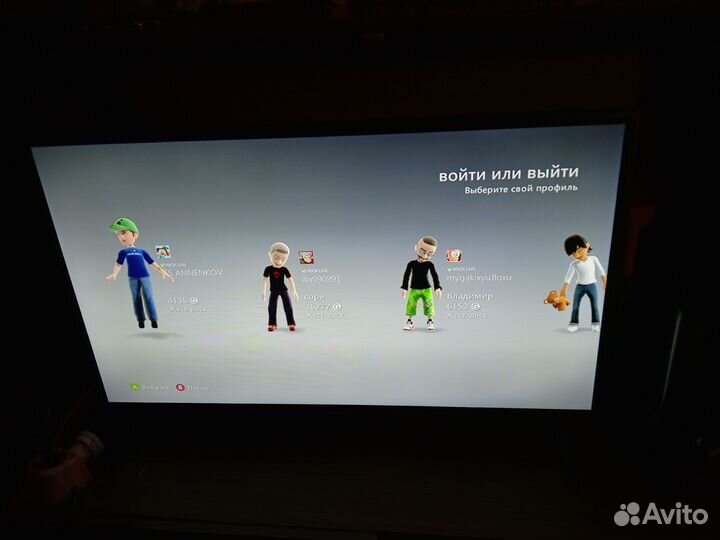 Игровая приставка Xbox 360 с играми не прошитая