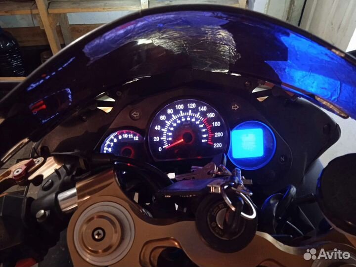 Мотоцикл GX-R250