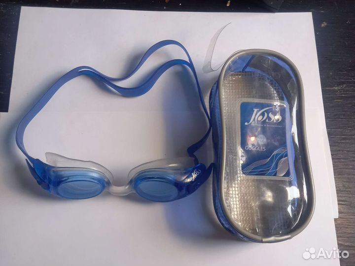 Очки для плавания