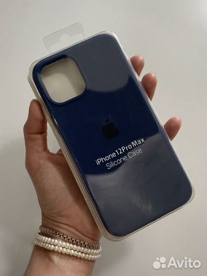 Силиконовый чехол на iPhone 12 ProMax