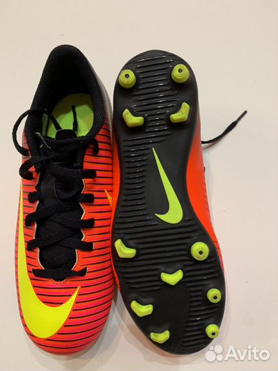 Бутсы Nike