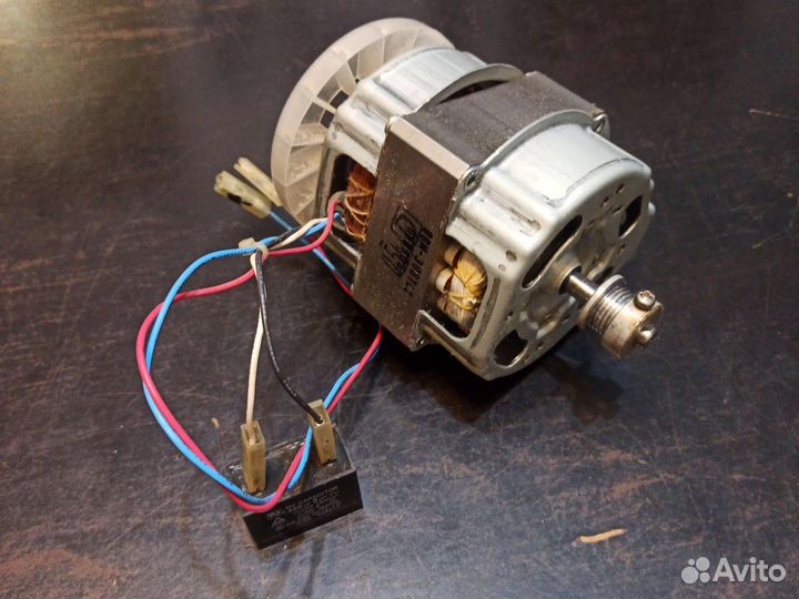 Двигататель кухонного комбайна